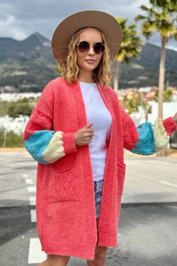 Sweter kardigan w kolorze koralowym ozdobne rękawy alicja
