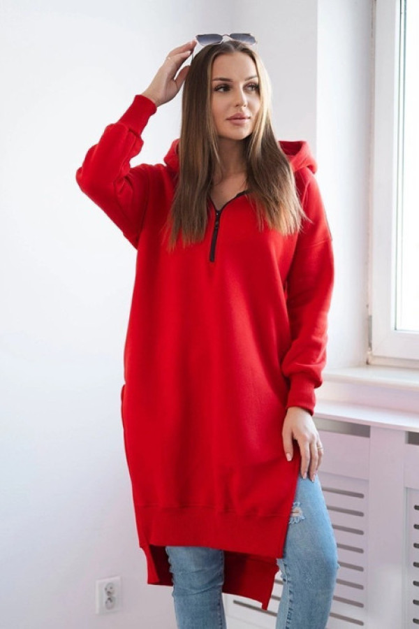 Ciepła długa bluza z kapturem w kolorze czerwonym rozcięcia fuzy