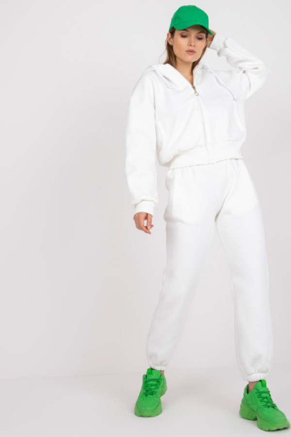 Dresowy komplet basic z bluzą z kapturem w kolorze białym mikky