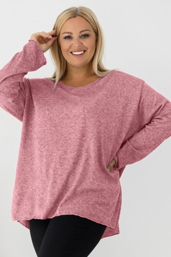 Milutki sweter damski oversize w kolorze ciemnoróżowym dekolt w serek inka