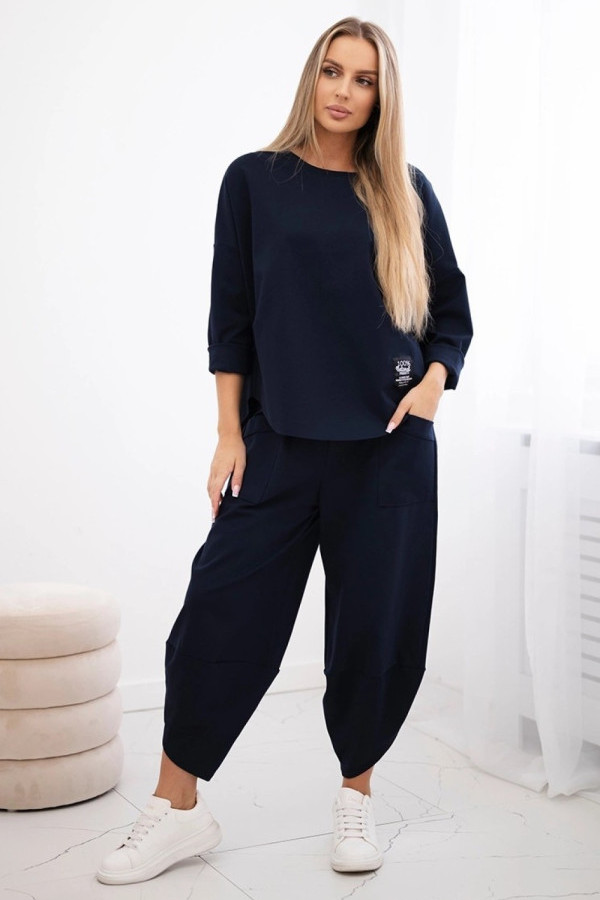 Komplet damski punto w kolorze granatowym bluza i spodnie feron