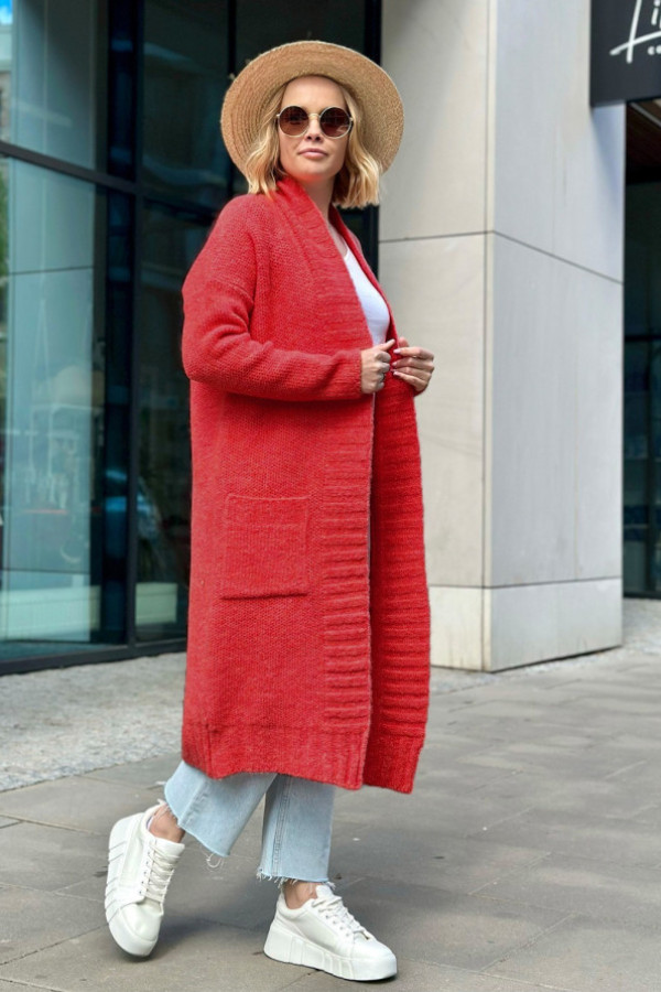 Długi sweter kardigan w kolorze malinowym z kieszeniami cziro