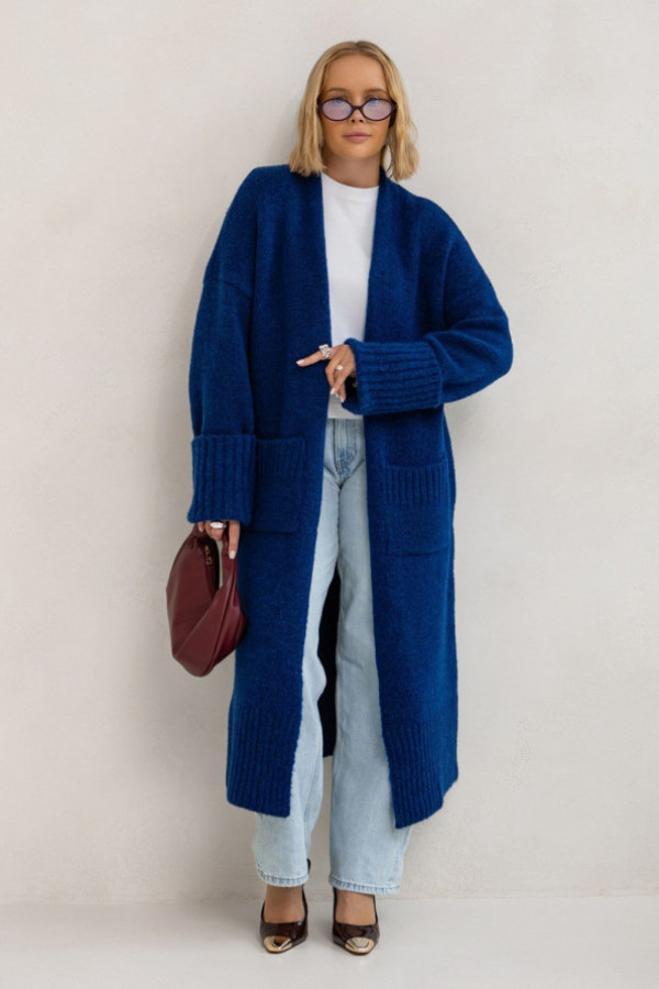Długi sweter kardigan damski w kolorze kobaltowym z kieszeniami havier