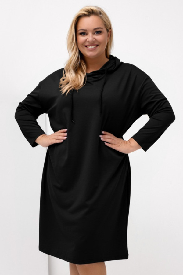Sukienka plus size z kapturem w kolorze czarnym haime