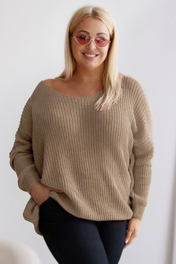 Duży oversize sweter damski w kolorze beżowym dekolt v nietoperz vanesa