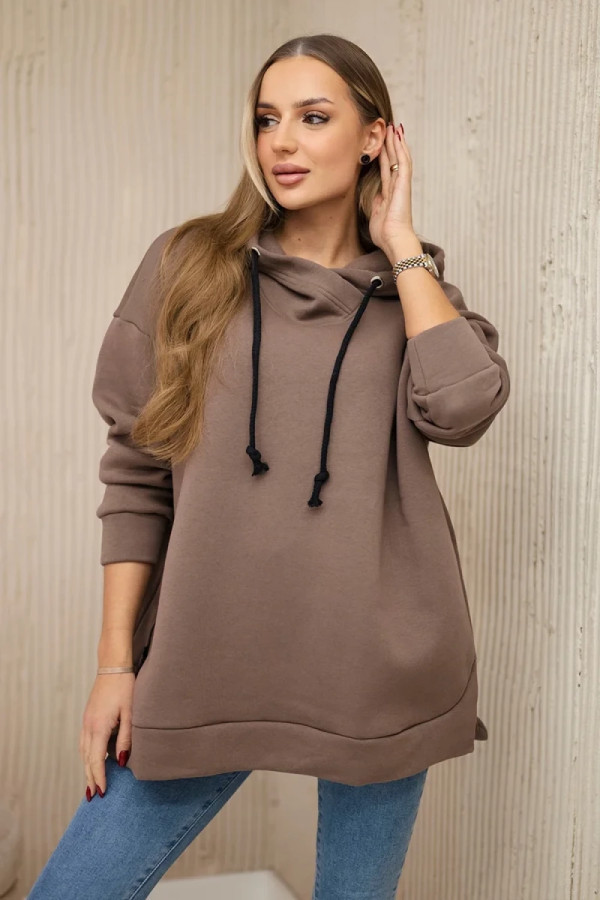 Ocieplana bluza damska plus size w kolorze mokka rozsuwana po boku żaneta