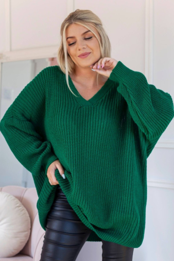 Długi sweter damski oversize w kolorze szmaragdowym dekolt v leon
