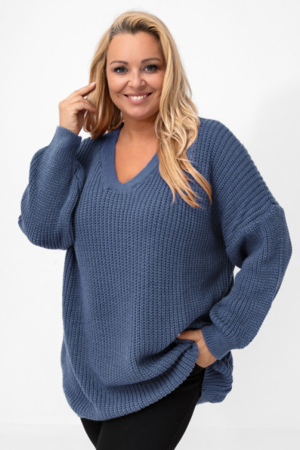 Długi sweter damski oversize w kolorze denim dekolt v leon