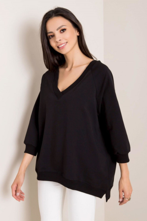 Bluza damska w kolorze czarnym oversize basic rękaw 3/4 dekolt v-neck marcela