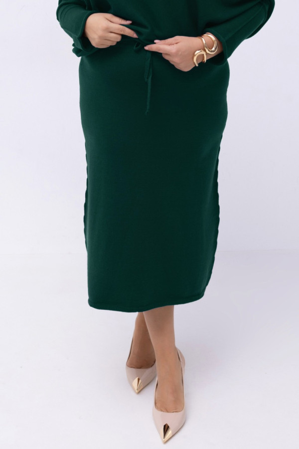 Dzianinowa spódnica z wiązaniem plus size w kolorze butelkowej zieleni otta