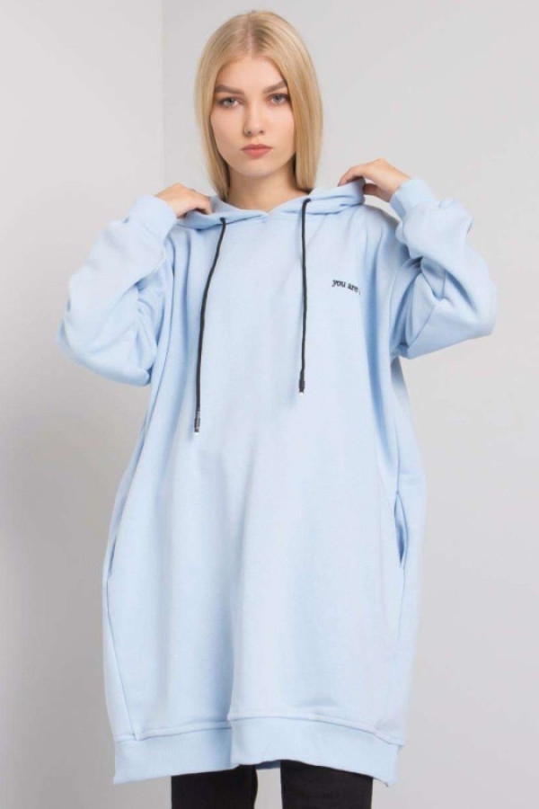 Oversizowa bluza tunika z kapturem w kolorze błękitnym blanca