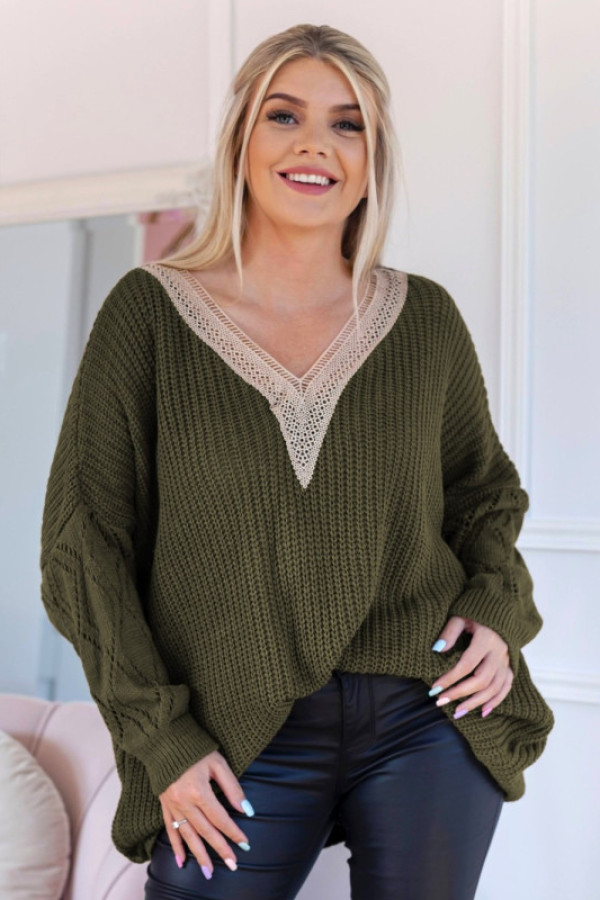 Sweter damski oversize w kolorze khaki ozdobne rękawy koronkowy v-dekolt zeph