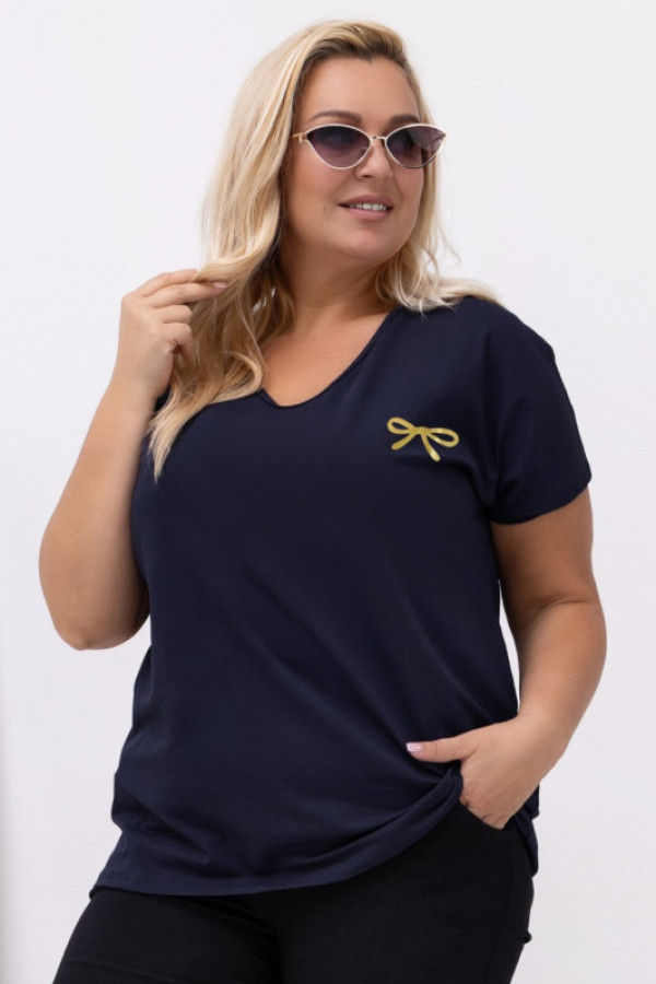 T-shirt damski plus size w kolorze granatowym dekolt w serek złota kokardka leila