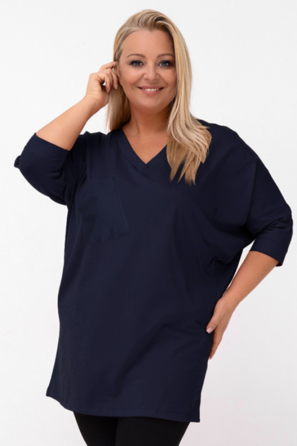 Luźna tunika damska w kolorze granatowym rękaw 3/4 dekolt v kieszeń keira