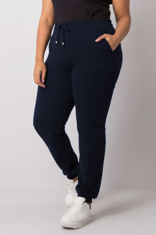 Spodnie dresowe damskie w kolorze granatowym plus size basic