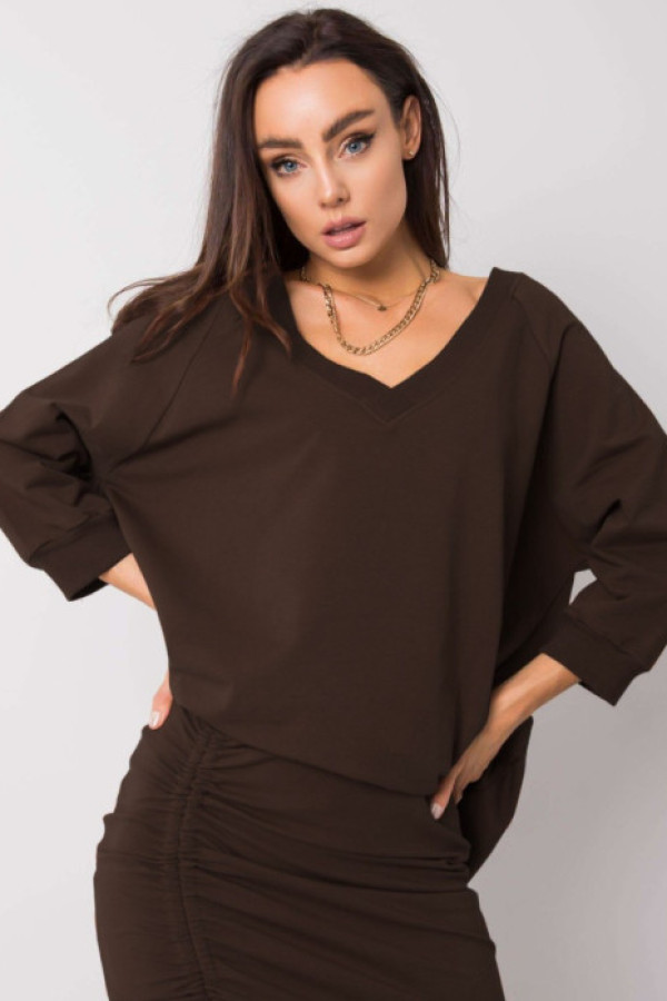 Bluza damska w kolorze czekoladowym oversize basic rękaw 3/4 dekolt v-neck marcela
