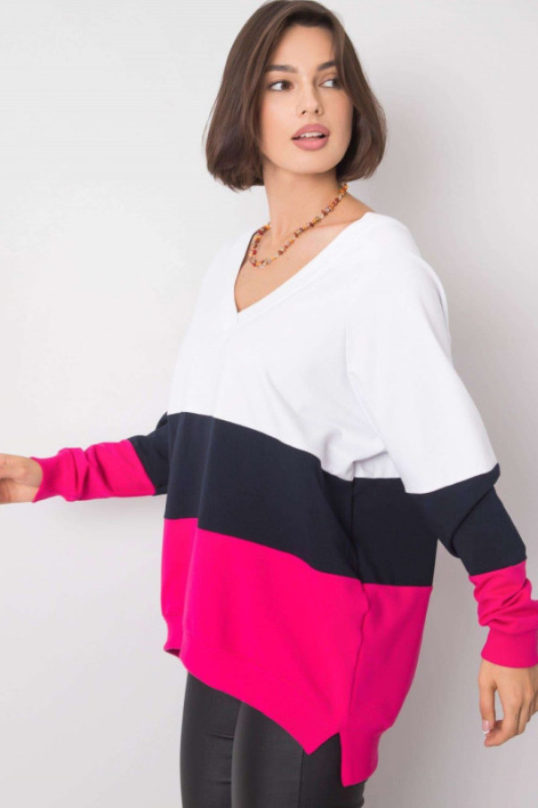 Bluza w kolorze różowym oversize w pasy dekolt w serek v-neck iduna