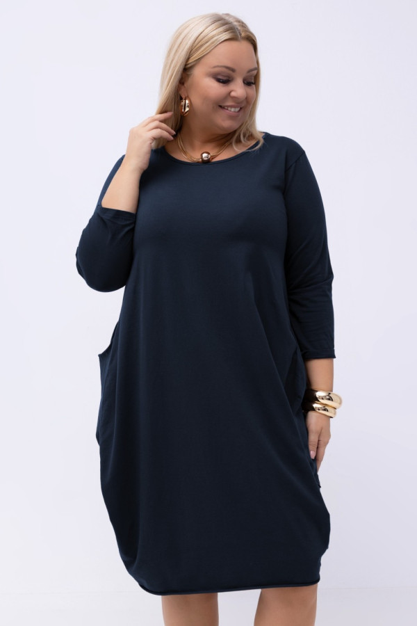Bawełniana sukienka plus size w kolorze granatowym z kieszeniami evelin