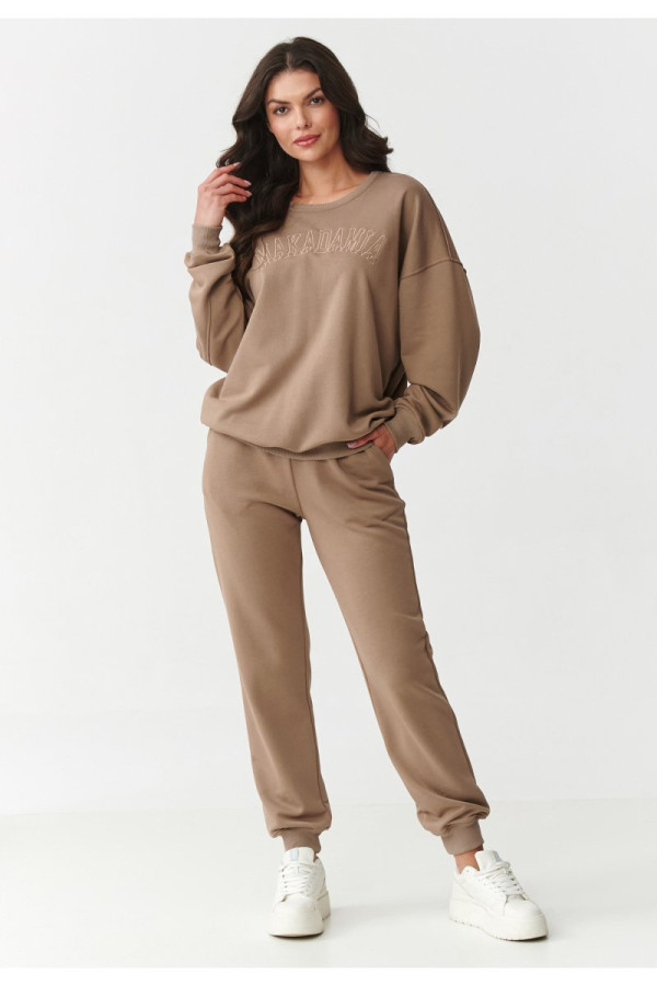 Komplet dresowy z haftowanym logo latte m889