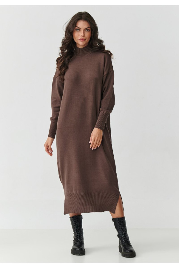 Sukienka swetrowa midi z półgolfem czekoladowa s166