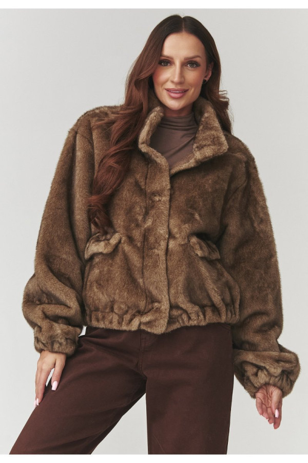Damska kurtka z miękkiego futerka mokka c28