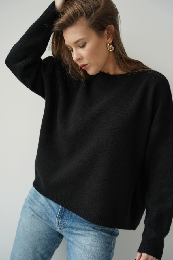 Luźny pudełkowy sweter 100% wełna merino lea czarny