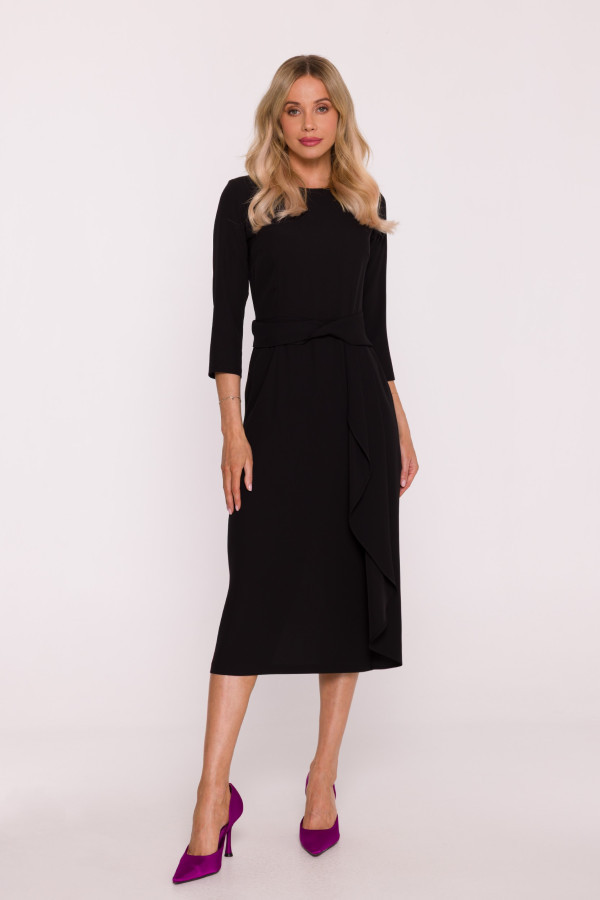 Elegancka sukienka z ozdobną falbaną - czarna