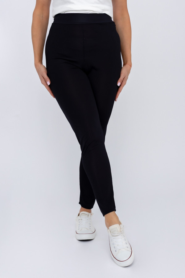 Czarne legginsy prążkowane stripo