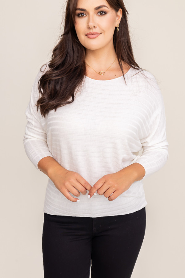 Ecru sweterek teguzi