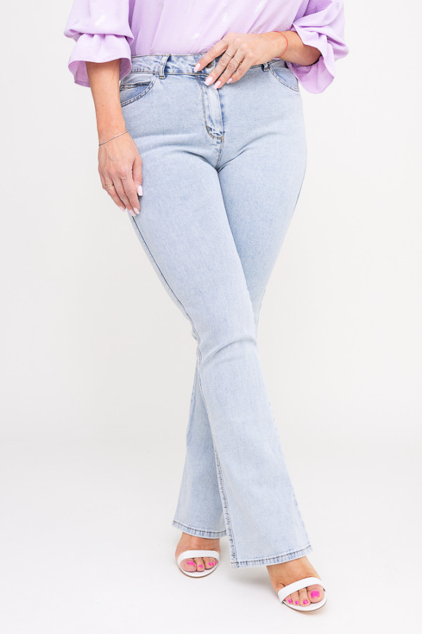 Jasnoniebieskie spodnie jeansowe milano