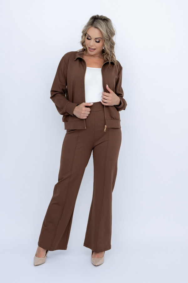 Brązowy dres teruzio