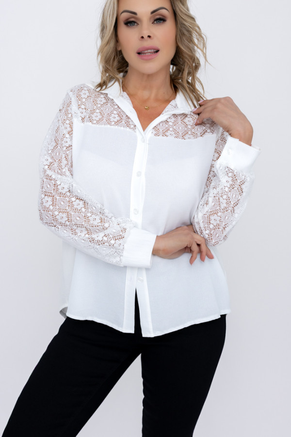 Biała koszula z koronką rumino