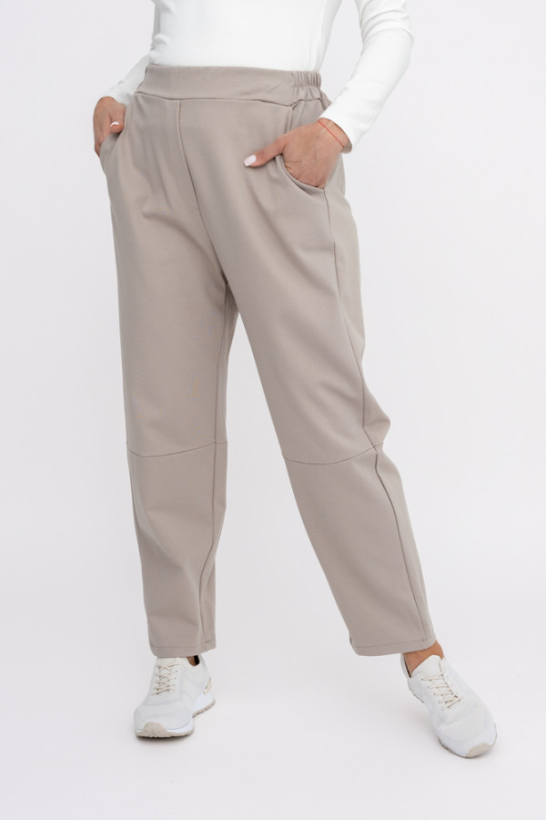 Beżowe spodnie dresowe herven