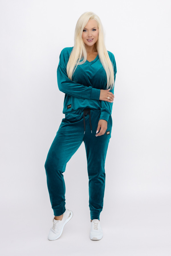 Ciemnoturkusowy dres mentio