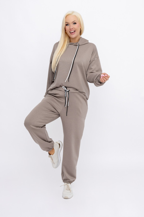 Kawowy komplet dresowy kaliano