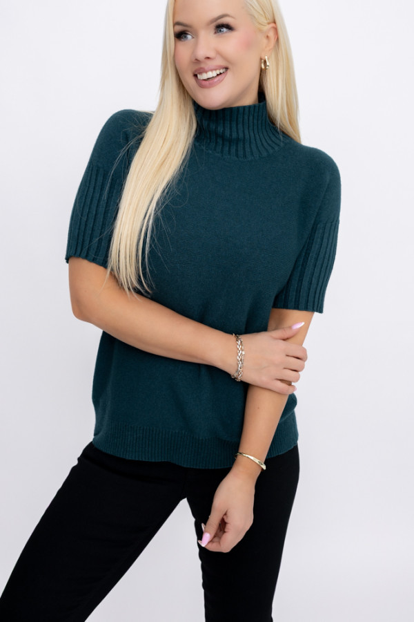 Morski sweterek z półgolfem zurgena