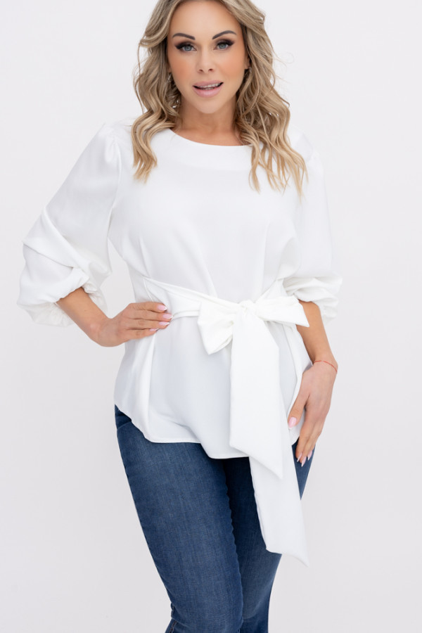 Biała bluzka z wiązaniem benervi