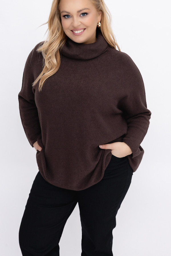 Czekoladowy sweter z golfem montio