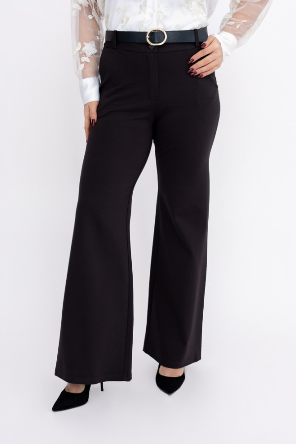 Czekoladowe spodnie z paskiem nerio