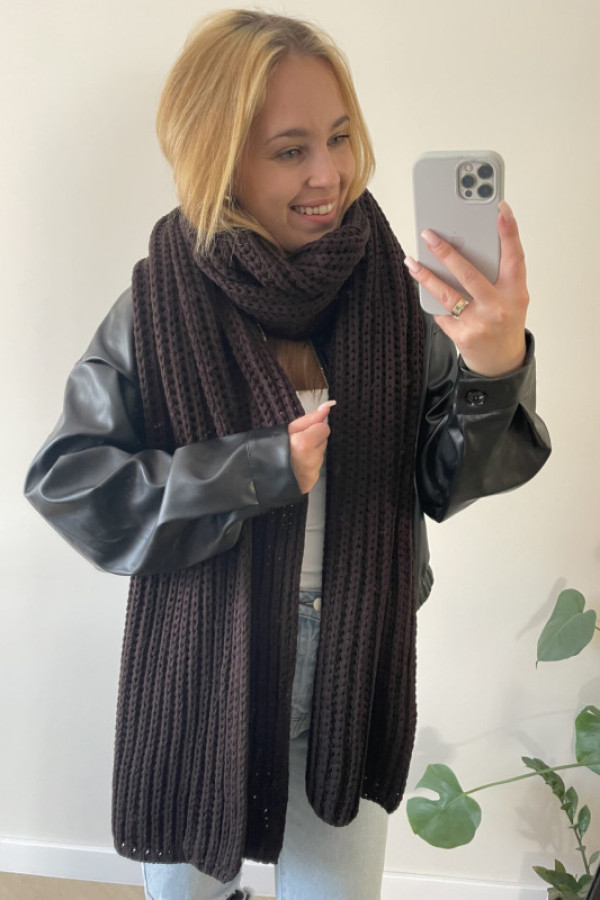 Szal długi certado czekoladowy bocca