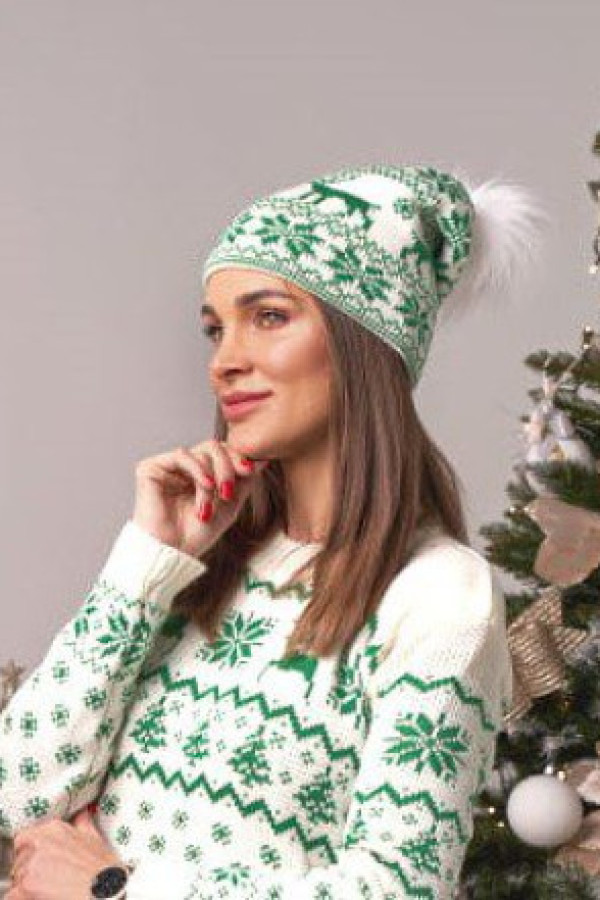 Czapka damska świąteczna biało/zielona z pomponem