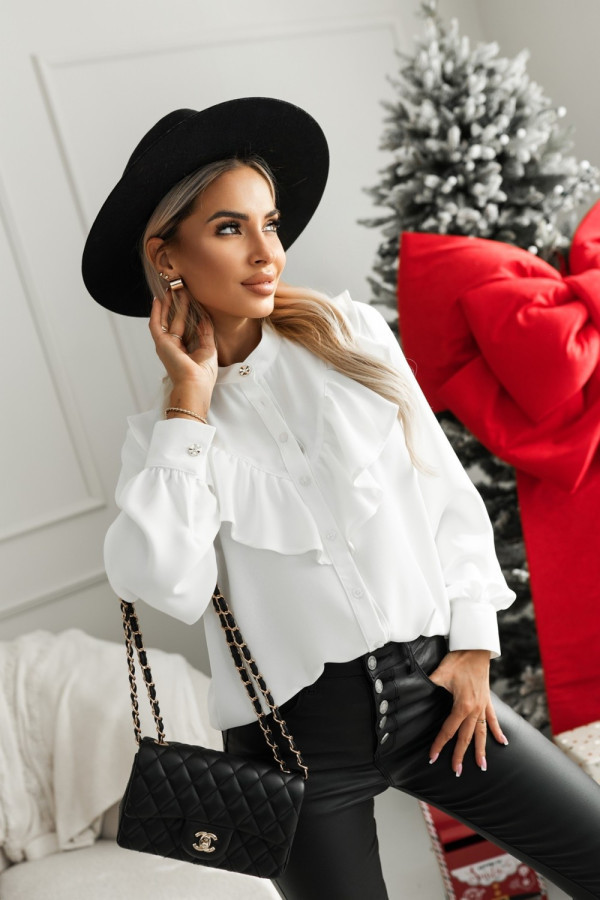 Koszula z wiskozy z ozdobymi falbankami biała