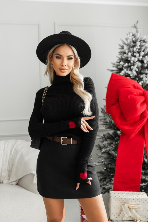 Sweterek z prążkowanego materiału z serduszkami na rękawach czarny