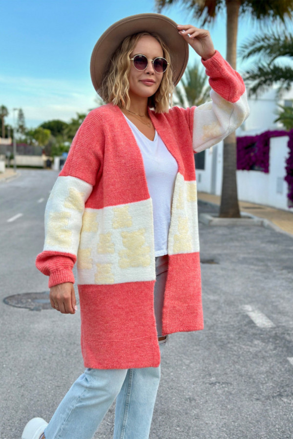 Kardigan w misie bear koral