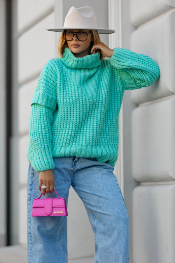 Sweter oversize z golfem rosso seledyn