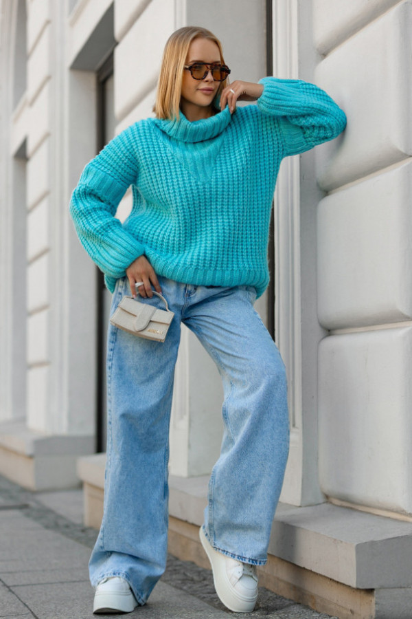 Sweter oversize z golfem rosso niebo