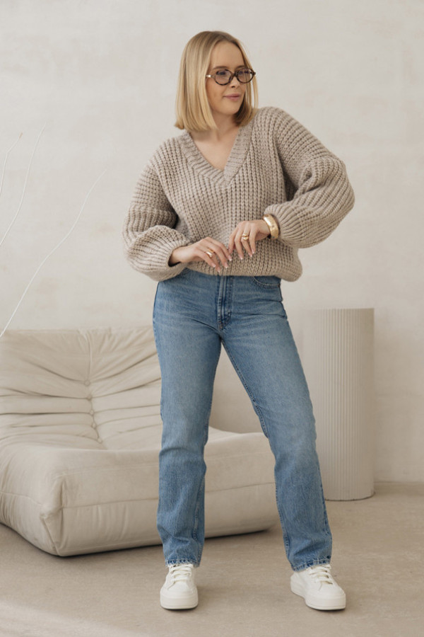 Sweter z dekoltem w serek isabella beż