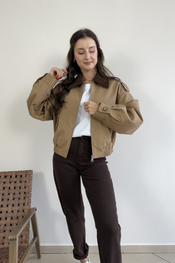 Kurtka oversize karmelowa z kołnierzykiem munro