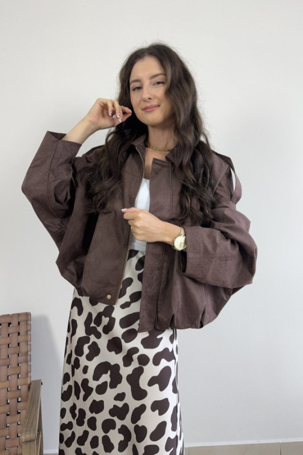 Kurtka czekoladowa o kroju oversize trend